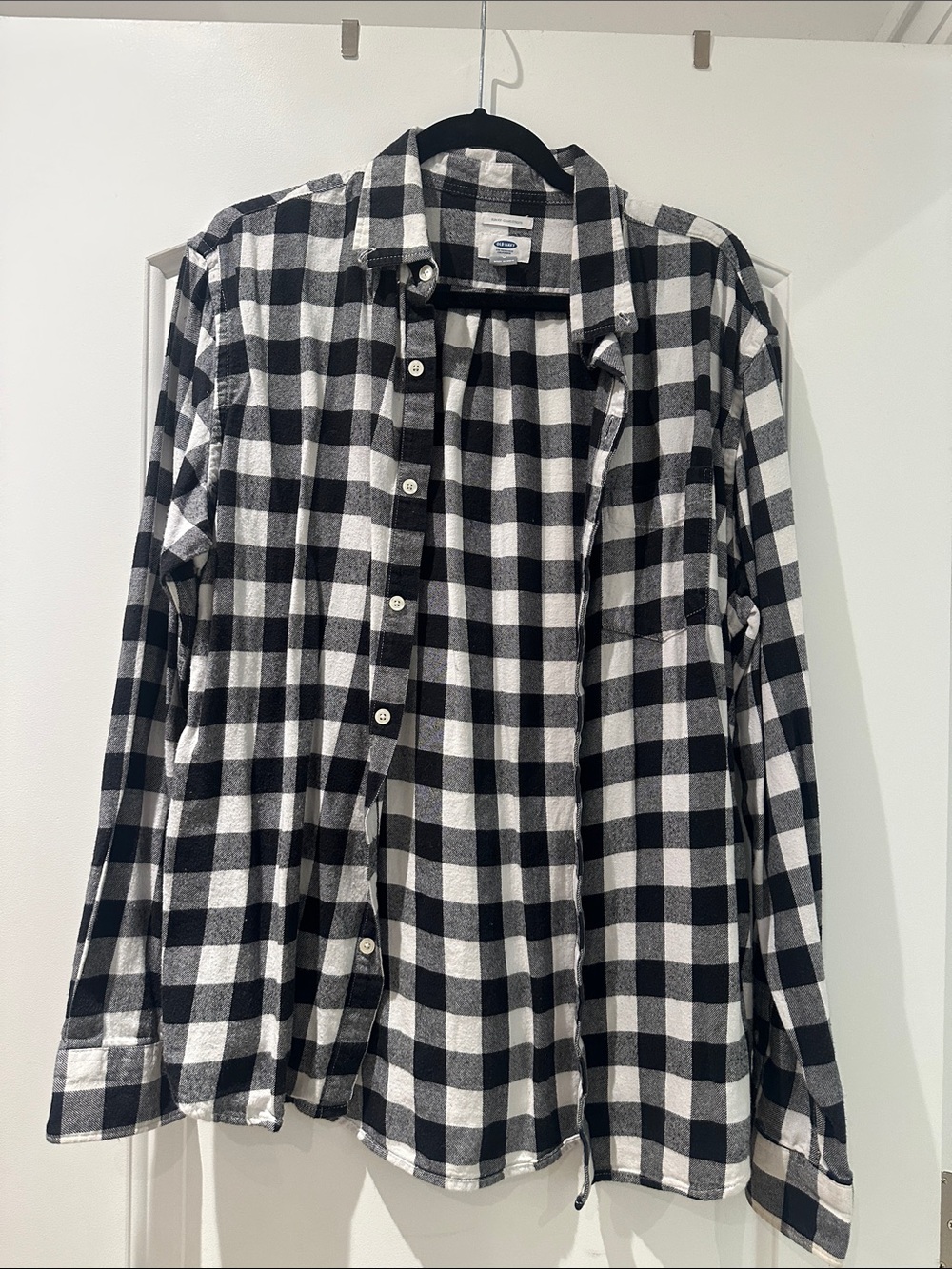 Old Navy Black & White Check Button-Down Shirt